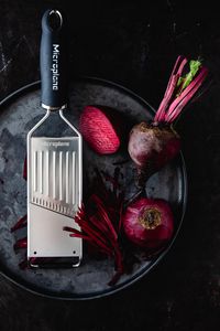 Microplane_Gourmet_45041_Julienne slicer_Beet root_1.jpg