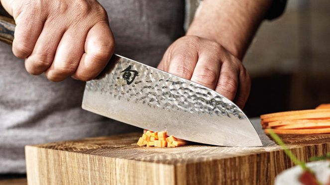 
                    Santoku Shun Premier pour la viande, les légumes et le poisson