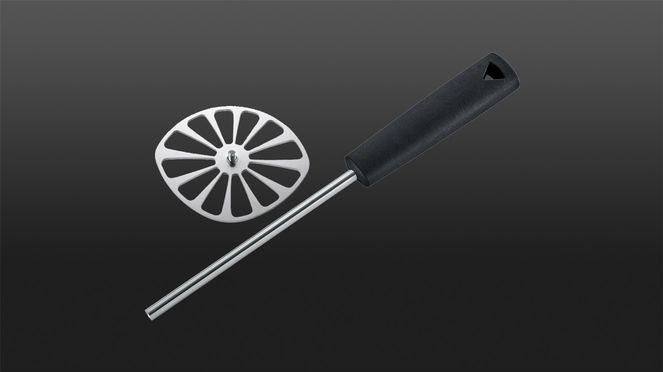 
                    Die Platte des Kartoffelstampfers ist zum leichteren Verstauen und für eine gründliche Reinigung abnehmbar