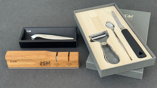 
                    Chefs tools by Danny Khezzar mit anderen Accessoires von Danny Khezzar
