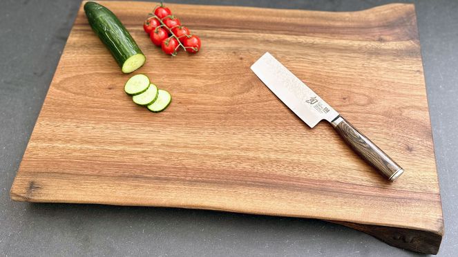 
                    Chopping block walnut with Kai Shun Premier Nakiri