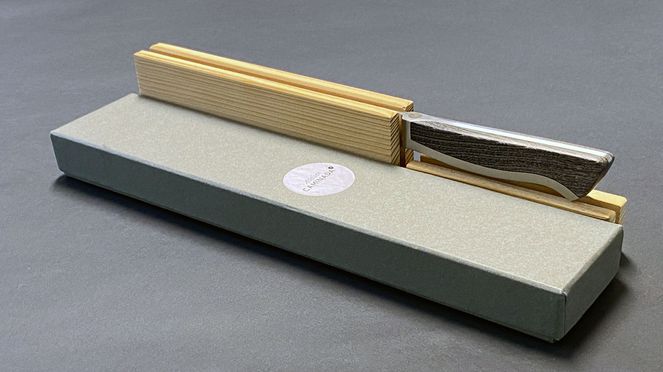 
                    Couteau à pain Caminada frêne avec un emballage durable
