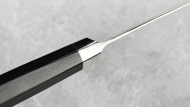 
                    Detail of the Dual Core Santoku