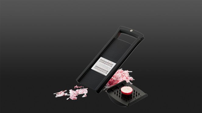 
                    The frame of the julienne slicer is made of high-quality polypropylene with 35% plant fibre content