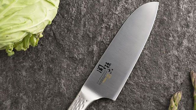 
                    Santoku des Messersets Shoso mit Edelstahl-Klingen